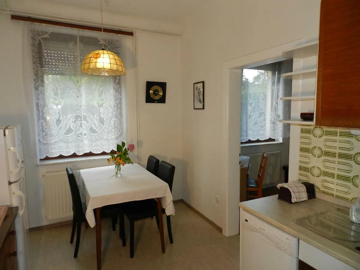 Nice Apartment With Free Car Parking, Wifi And Bikes For Free Lubiana 0*,